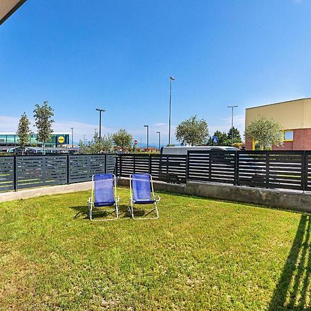 Una Terrazza Sul Lago A2 Con Piscina By Wonderful Italy Apartment Peschiera del Garda Exterior foto
